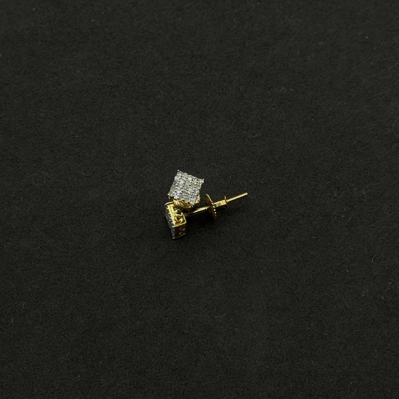 14k Gold Natural Diamond Earring