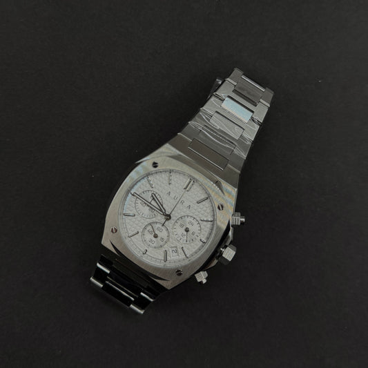 .AURA CHRONOGRAPH 001